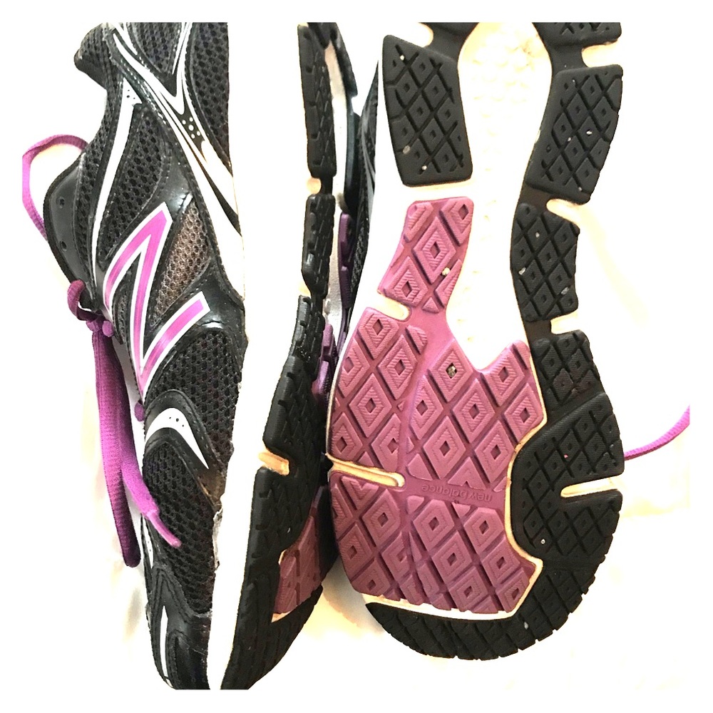 Barely worn purple new balance running sneakers